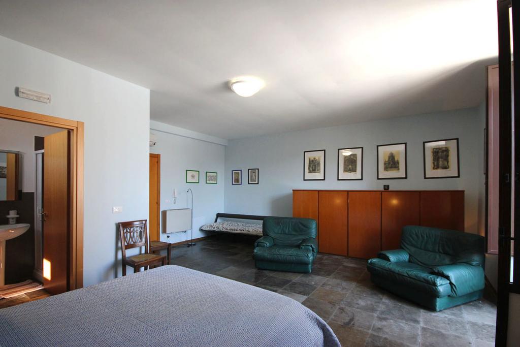 Panta Rei B&B Ραγκούσα Δωμάτιο φωτογραφία